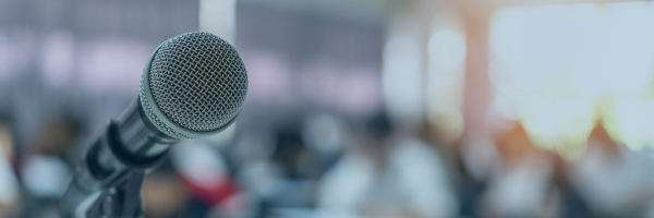 microphone with blurr background